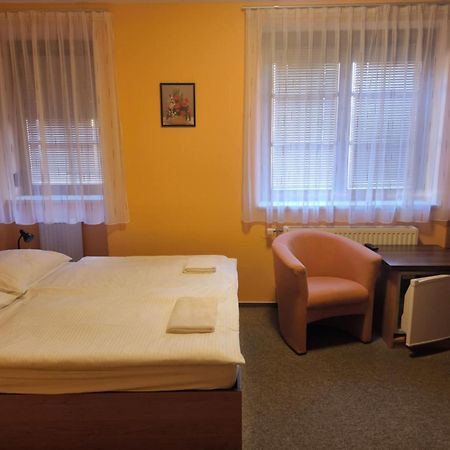Pension Euro Mikulov Ngoại thất bức ảnh