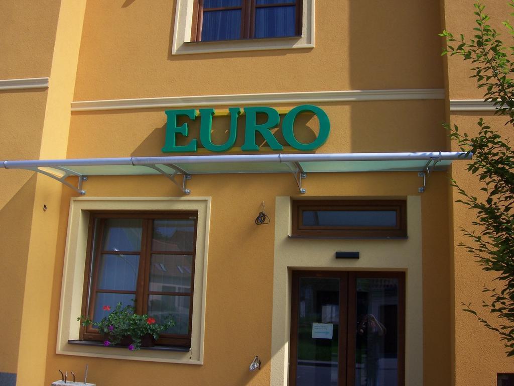 Pension Euro Mikulov Ngoại thất bức ảnh